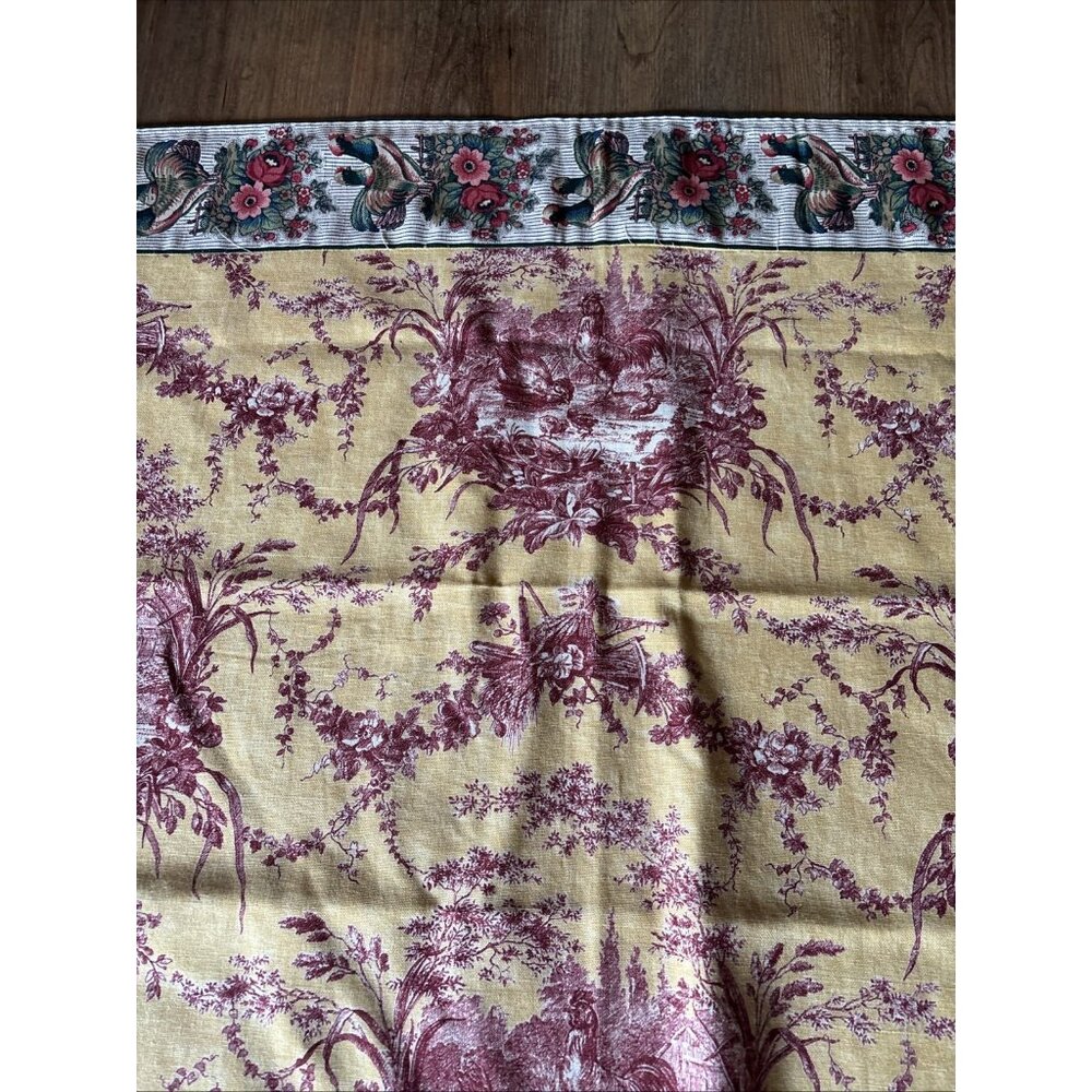 French Inspired Linen Table Cloth Or Hanging Heavy Material Size 61 X 61 - Picture 7 of 9